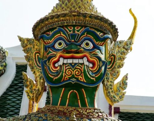The Chinese and Hindu Mythological Creatures Guarding Thailand’s 40,000 Temples